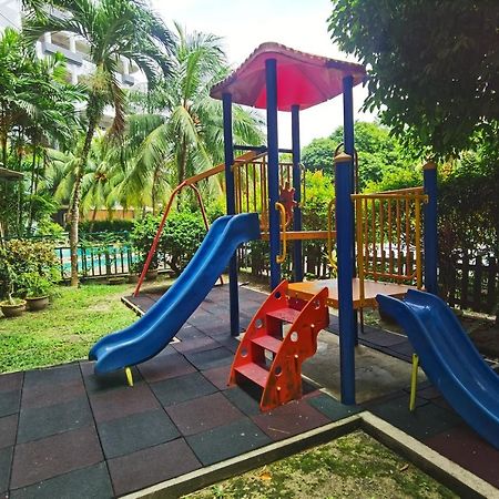 Lui Lui Comfy Condo In Great Location Kuah Luaran gambar