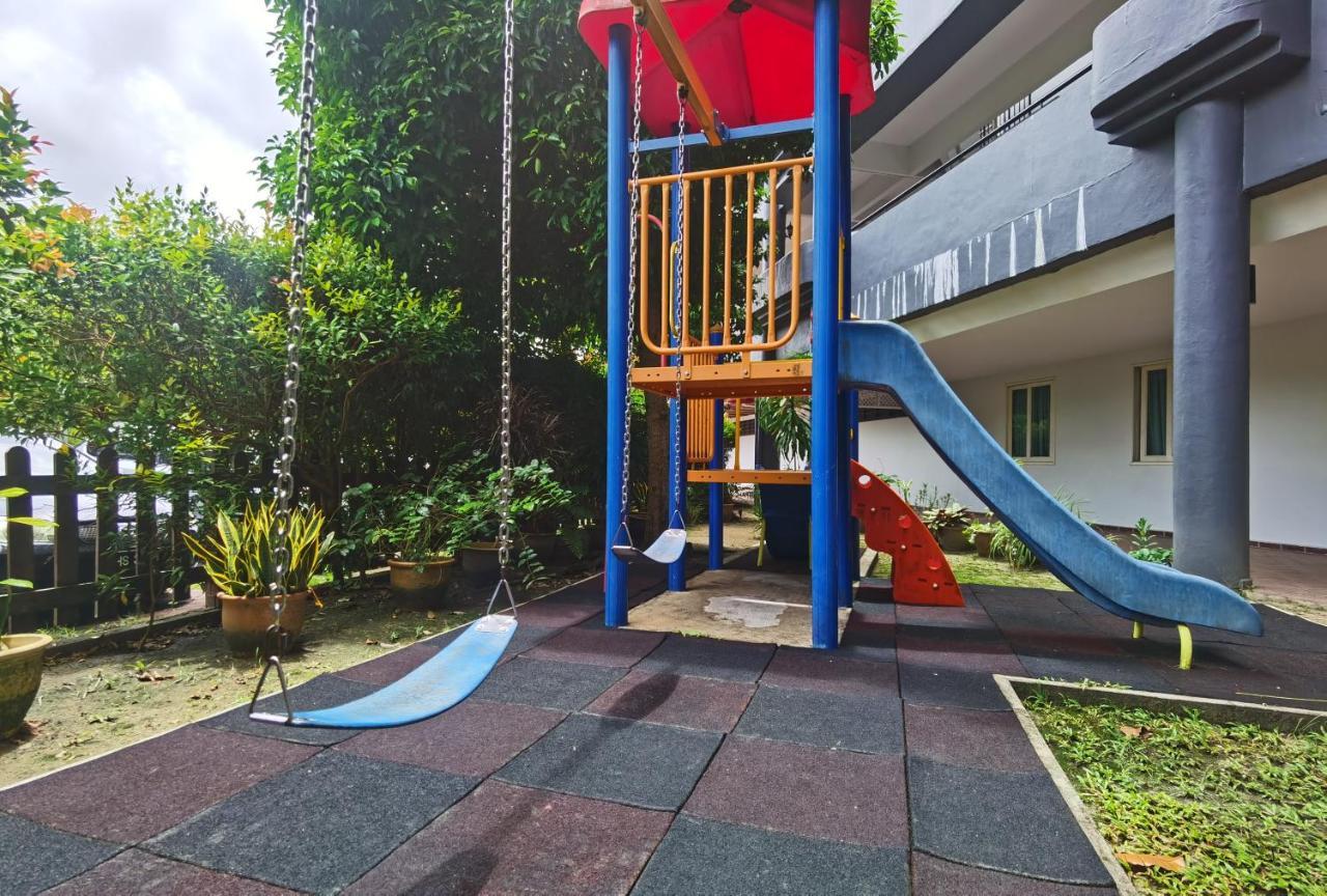 Lui Lui Comfy Condo In Great Location Kuah Luaran gambar